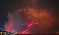 Dramatična noć u Omišu: Požar ostavio velike posljedice, vatrogasci i dalje na terenu