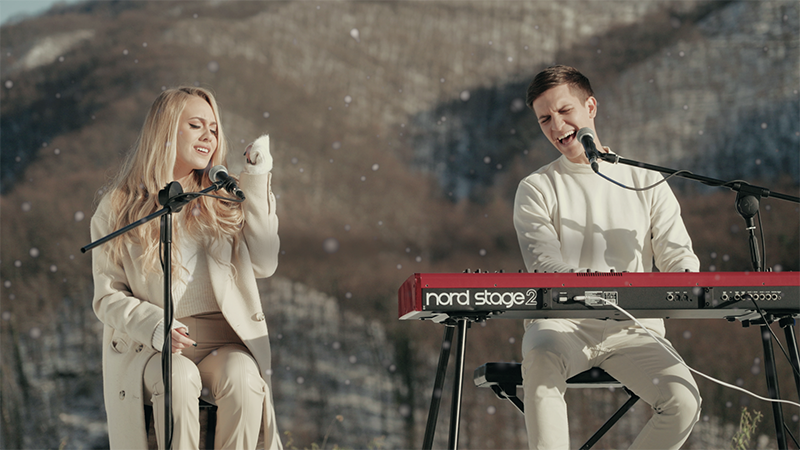 Albina i Dominik Lučić snimili bajkovitu božićnu čestitku u obliku pjesme “Nek Pada”