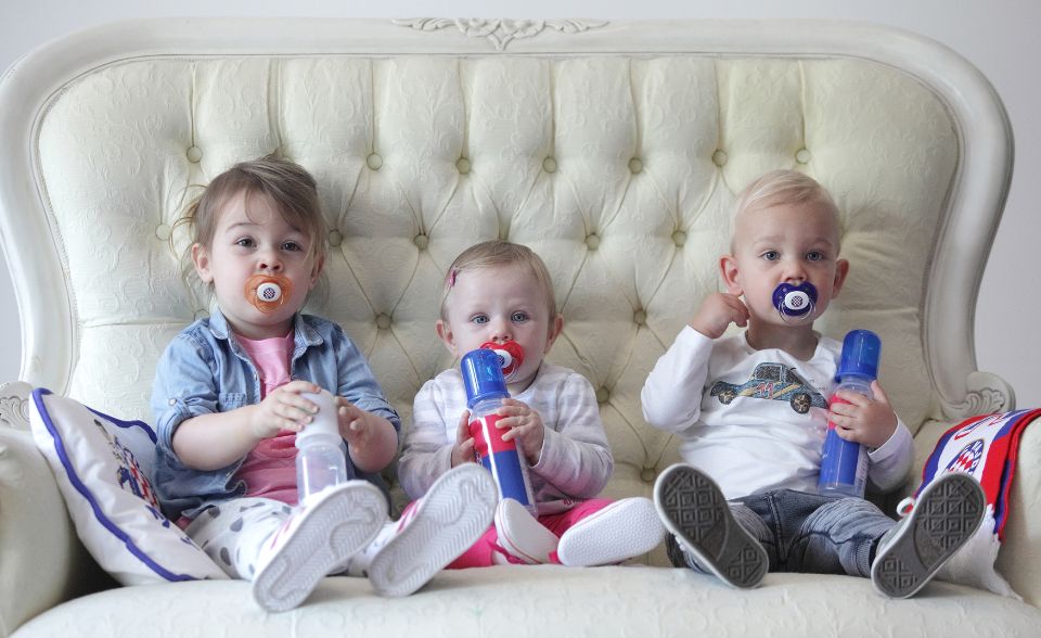 Novo u prodaji: bočice i dudice s grbom Hajduka