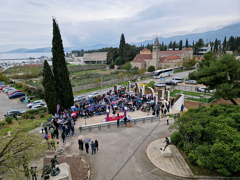 Hajdučki koktel emocija na svečanosti u parku Za sva vrimena