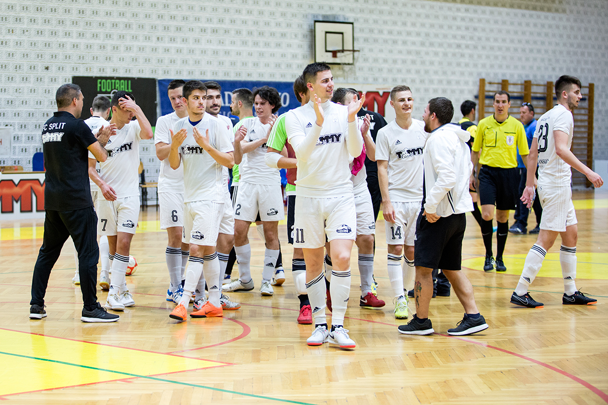 FC Split Tommy svladao Novo vrijeme  5:1 u prvoj utakmici finala prvenstva Hrvatske