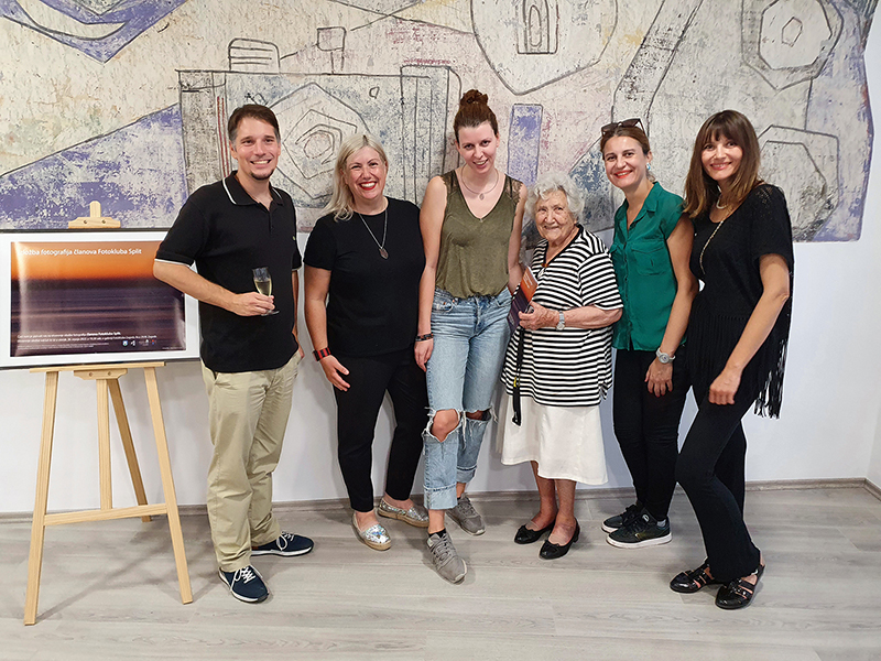 U Galeriji fotokluba Zagreb sinoć je otvorena izložba članova Fotokluba Split
