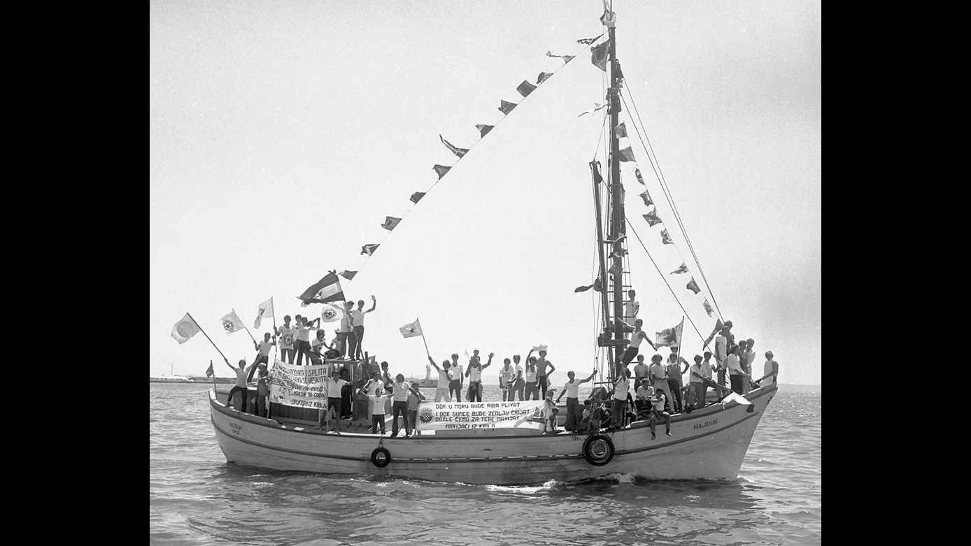 Izložba Feđe Klarića “12. igrač Hajduka”  u Fotoklubu Split