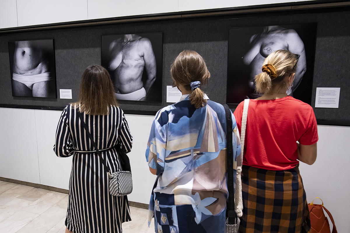 Otvorena izložba “One nisu stale”