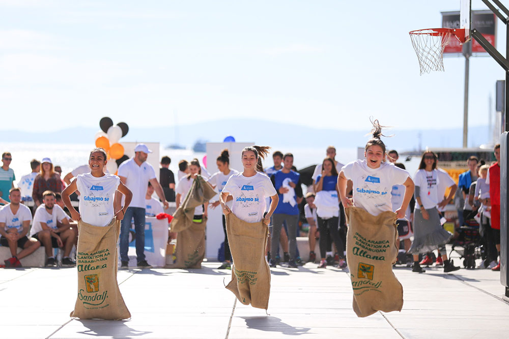Studenti guštali na Rivi u Studentskom danu sporta i aktivizma