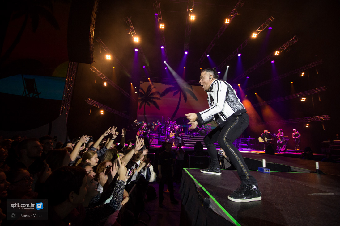 Parni Valjak održao koncert u prepunoj Spaladium Areni