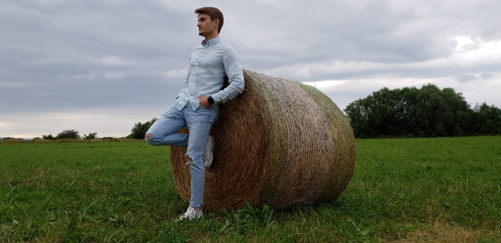 Dino Petrić na Splitskom festivalu s pjesmom „Previše sam tvoj“