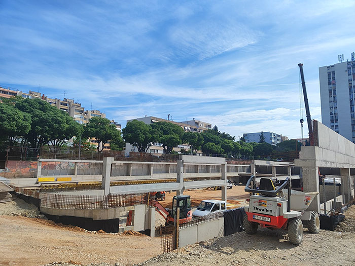 Garaža na Lokvama uskoro ulazi u završnu fazu izgradnje, a u Dobrilinoj se dovršava prva faza