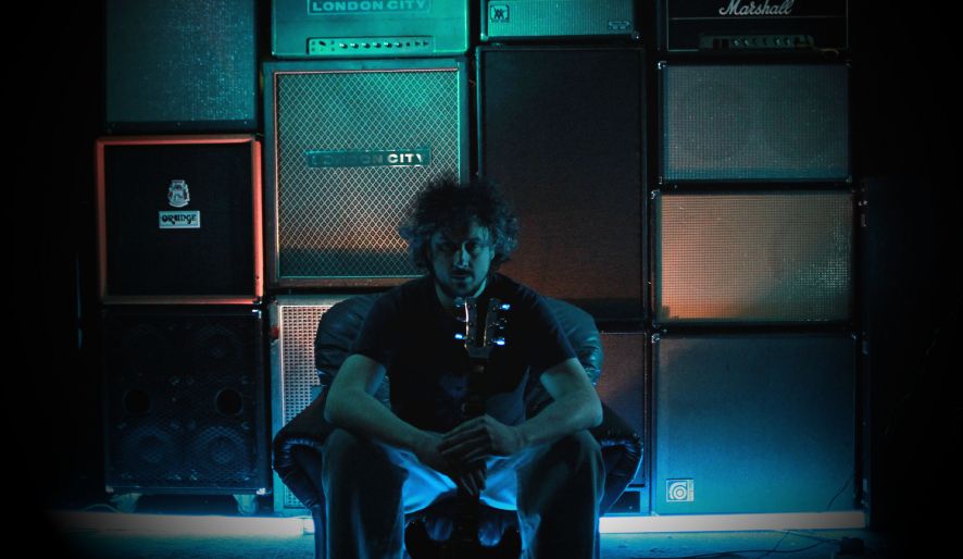 Raznoliko prevrtljiv program ove veljače u klubu Kocka