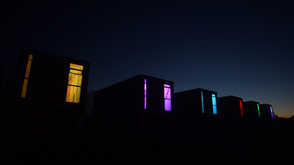 Neli Ružić: Sjene budućnosti