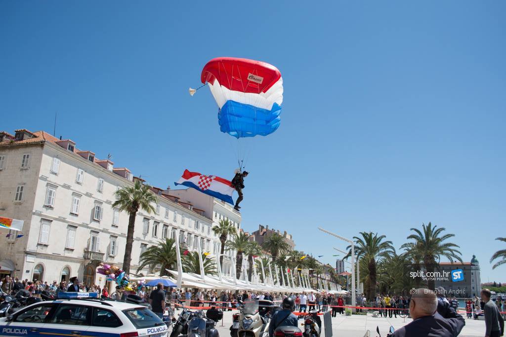 Dragi čitatelji, sretan Dan neovisnosti!