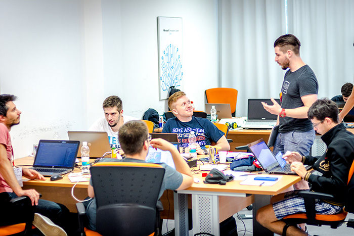 Shift Conference 2016: Zatvoren Shift Hackathon