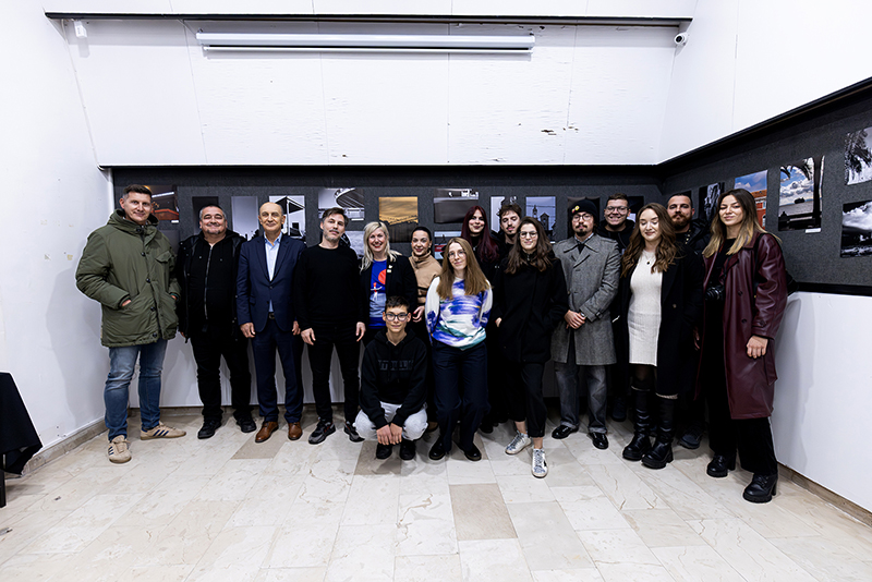 U prepunom Fotoklubu Split otvorena  jubilarna 20. Splitska.tiramola