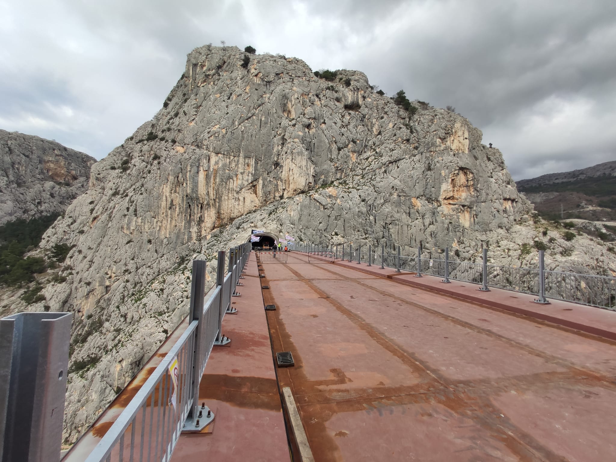 Spojen most Cetina u Omišu