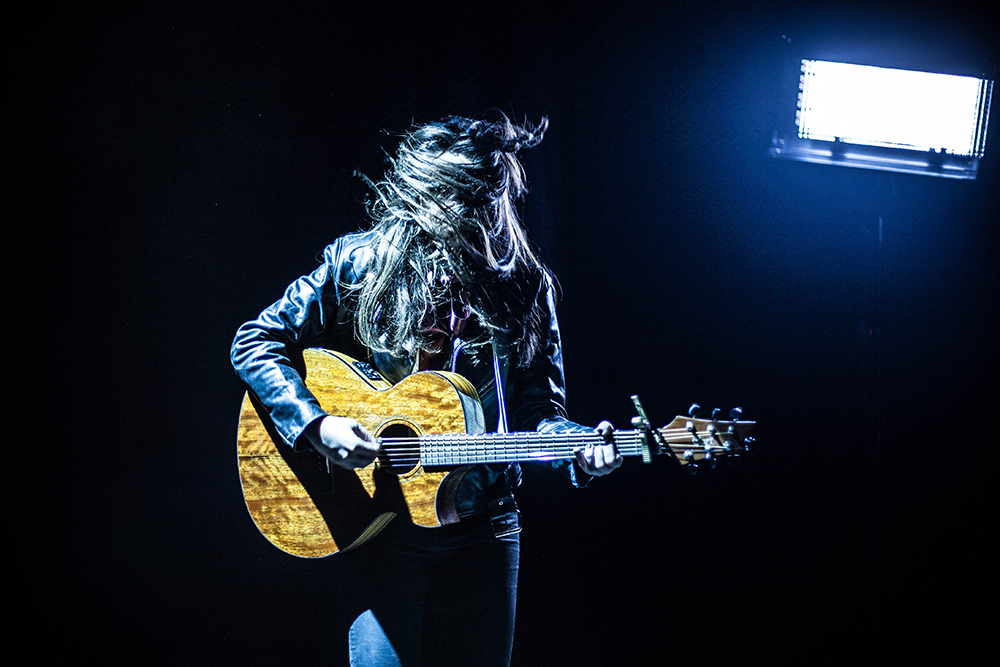 Lovely Quinces objavila novi single “Call The Shots”