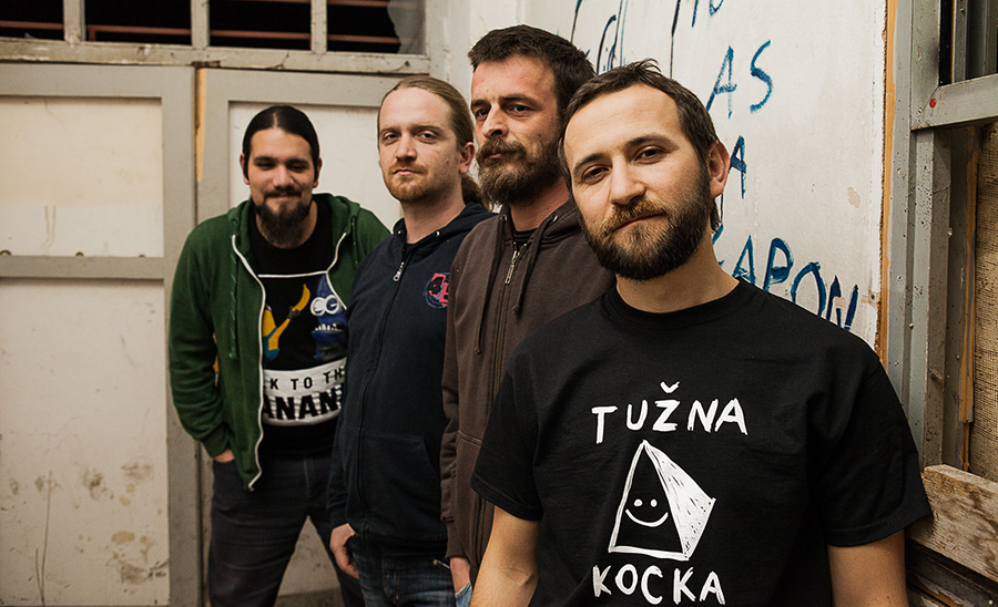 Sinjska rock četvorka M.O.R.T. predstavila je videospot za novi singl „Draga majko“