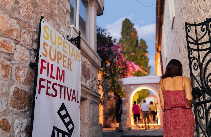 Sedmo izdanje Supetar Super Film Festivala za manje od mjesec dana