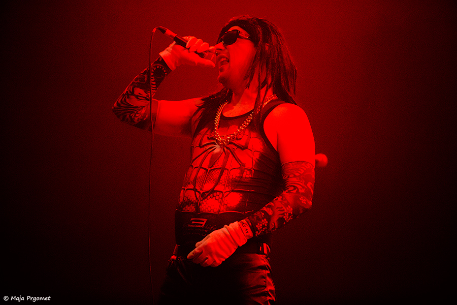 Brkovi u Spaladium Backstageu