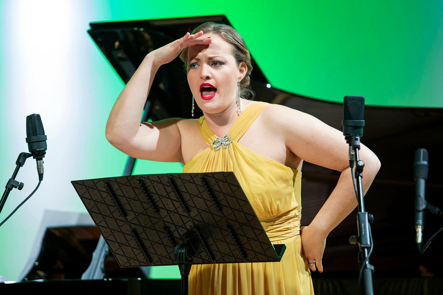 Debi sopranistice Nele Šarić u naslovnoj ulozi te maestra Vetona Marevcija kao dirigenta u La traviati