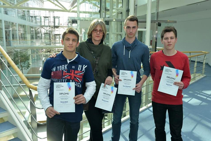 Učenici III. gimnazije ostvarili izvrstan rezultat u prvom natjecanju u rastu kristala u Hrvatskoj