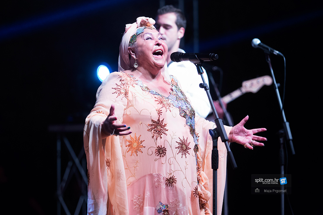 Godine su ipak teret za Esmu Redžepovu