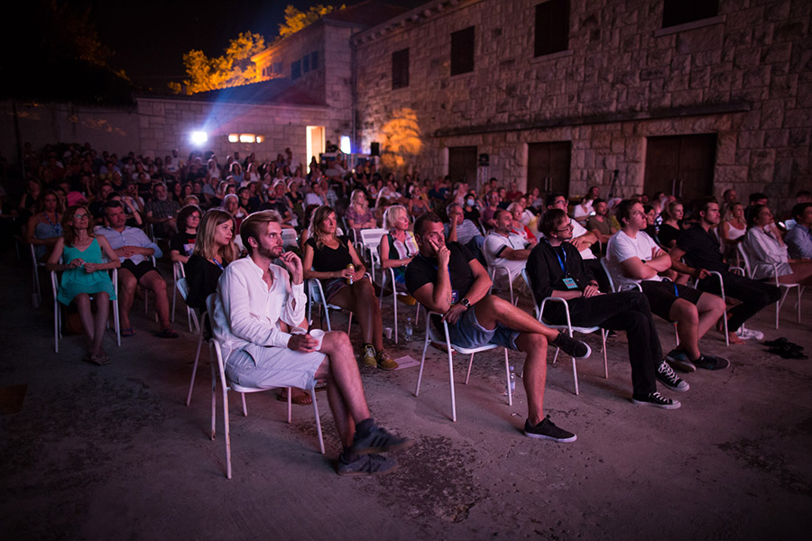 Zatvoren 6. Brač Film Festival