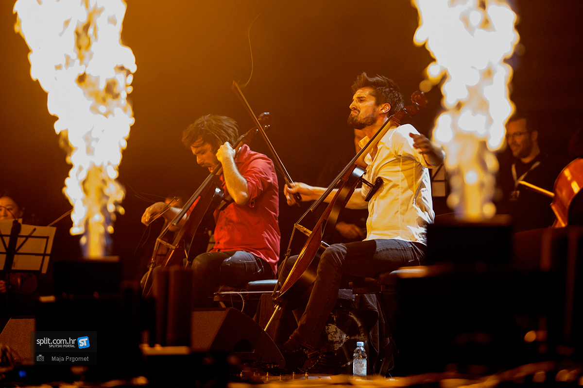 2CELLOS  zapalili Spaladium Arenu