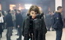 Neafirmirana umjetnička scena: O za osmijeh