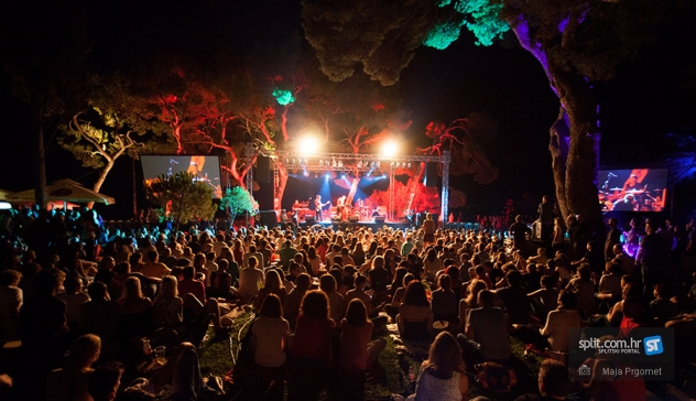 Kraljica romske glazbe Esma Redžepova prvo je ime ovogodišnjeg Sna sustipanske noći