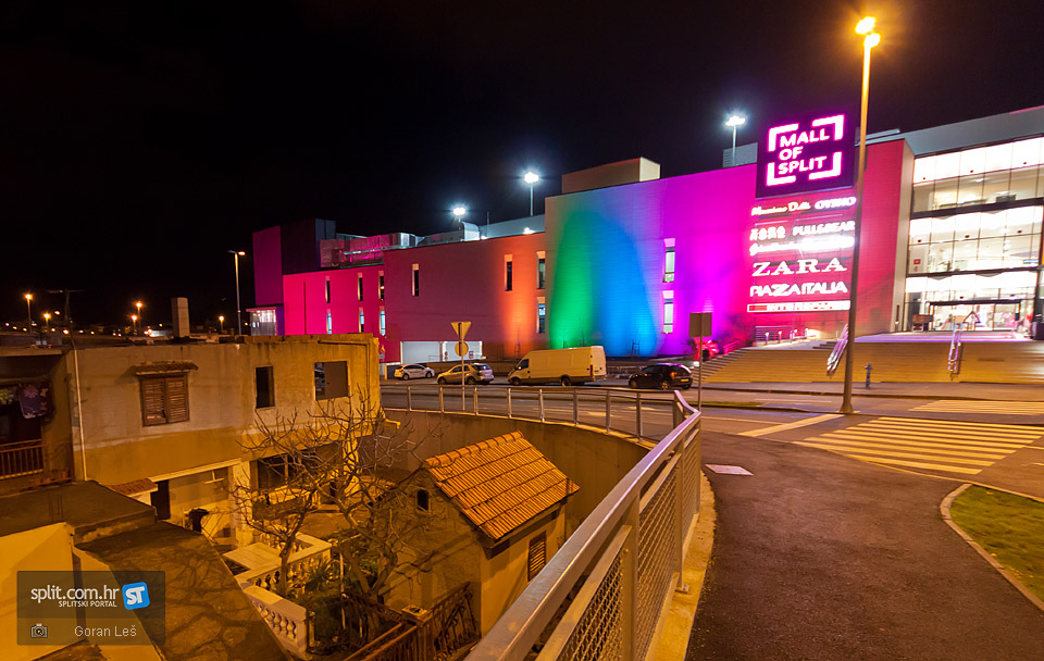 Mall of Split radnicima parking naplaćuje 400 kuna mjesečno