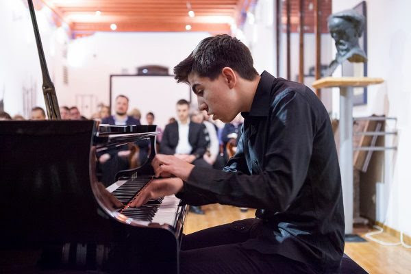 Arsen Dalibaltayan  pobjednik 8. Ciklusa Lesić