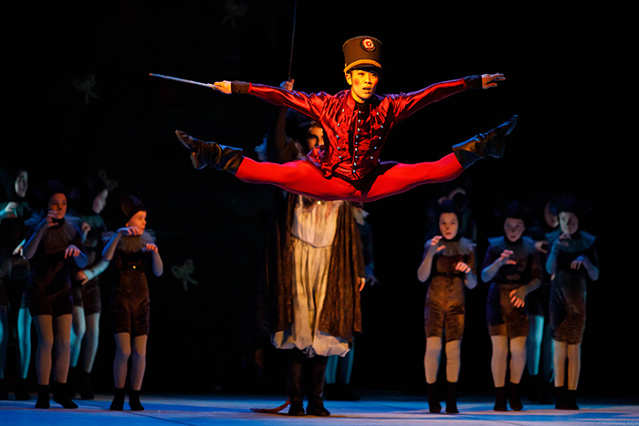 Čak 13 izvedbi Orašara – pretprodaja za pretplanike HNK Split za najpopularniji bijeli balet