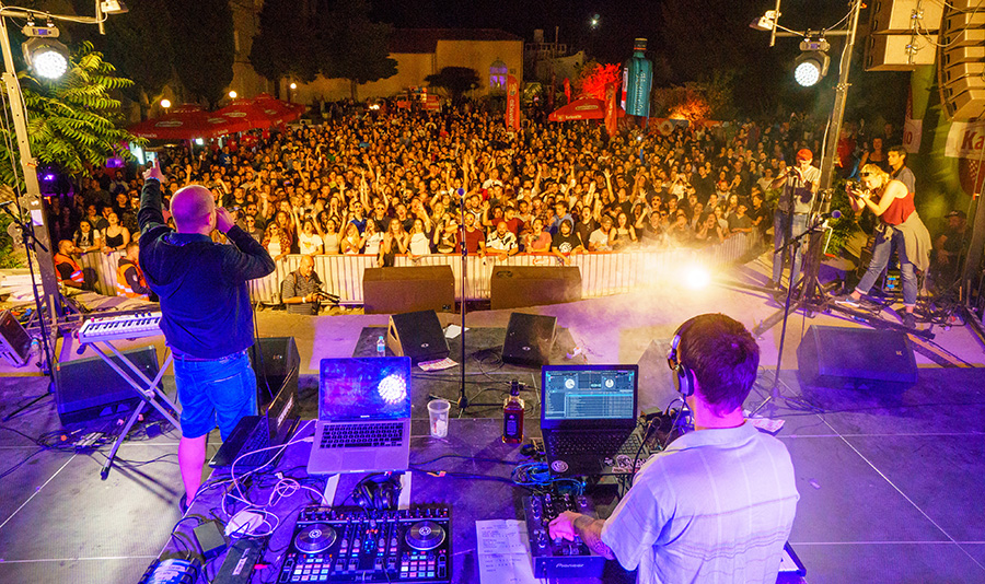 Vojko Vrućina, Krankšvester i High 5 zatvorili Fibru