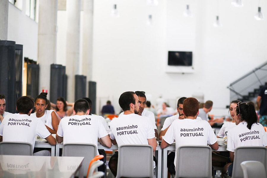 Splitom zavladali studenti iz Europe!