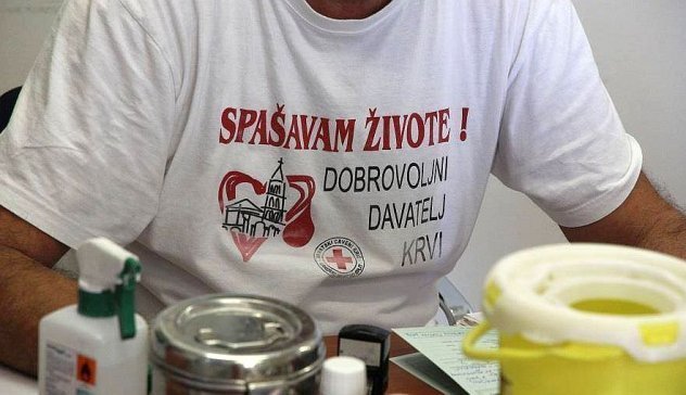 Uber besplatno prevozi darivatelje krvi u KBC Split Firule