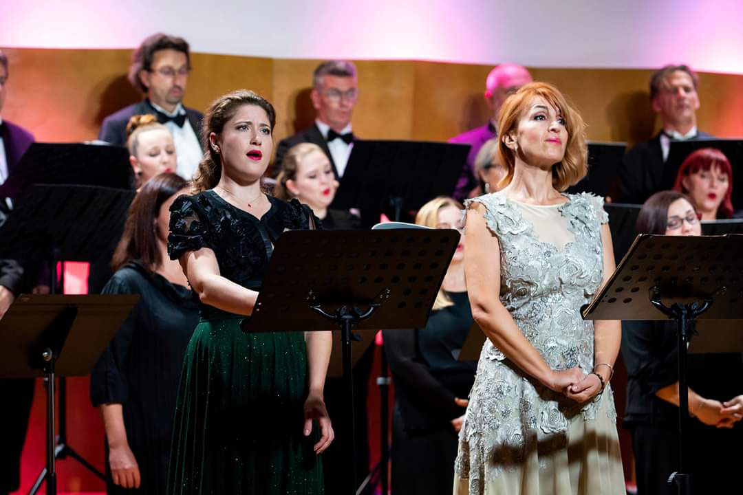 HRVATSKI DOM SPLIT Poseban poklon učiteljima i nastavnicima Splitsko-dalmatinske županije