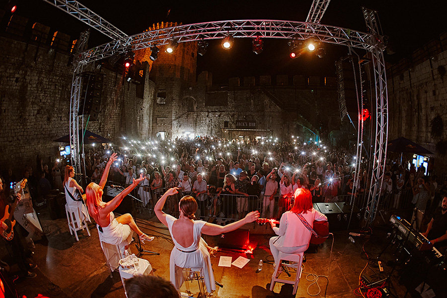 Glazba će se ipak čuti idućeg tjedna u Trogiru. Majke, Belan, Frajle i CAMBI dolaze na KulaKula festival!