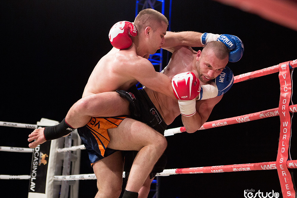 Obračun u Ringu 13 : Tomić slavio u VWS turniru, pobjede braće Radnić,Vugdelije i Barića