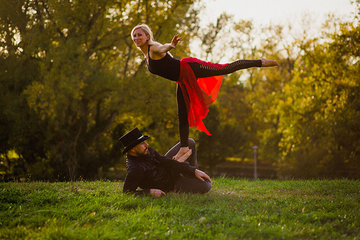 Sudjelujte na radionici kontrabalansa i acro yoge