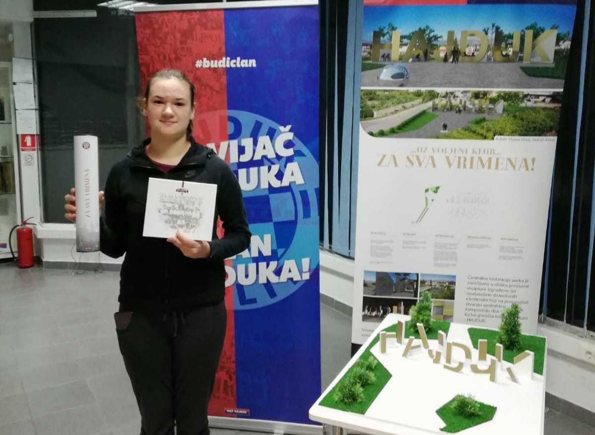 13-godišnja djevojčica svu ušteđevinu dala za ime u parku Za sva vrimena kraj Poljuda