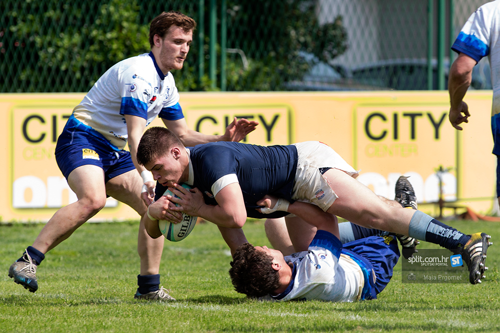 Zbog obnove travnjaka na Starom placu Nada RRC ligu počinje u Sinju