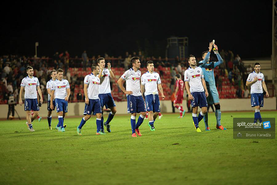 Svi smo mi Hajduk – Dosta nam je politike ‘Il’ se kloni il’ se pokloni”