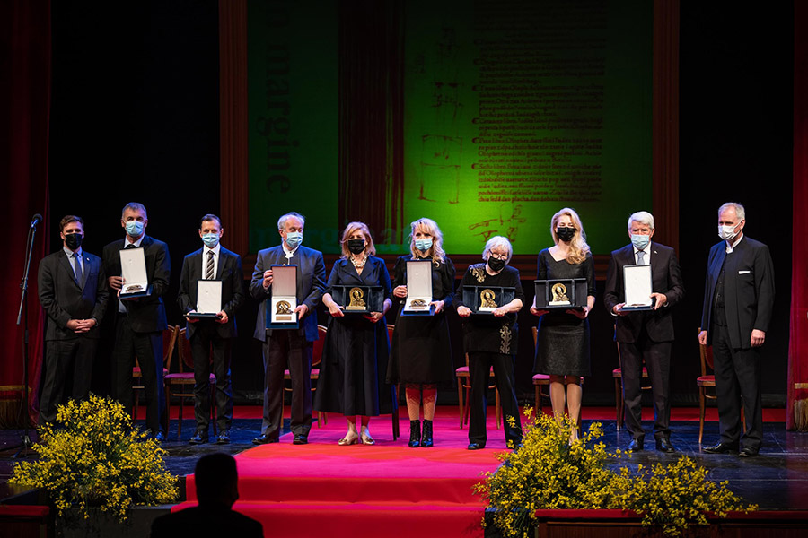 Na današnjoj svečanoj sjednici dodijeljene su nagrade Grada Splita za 2020. godinu