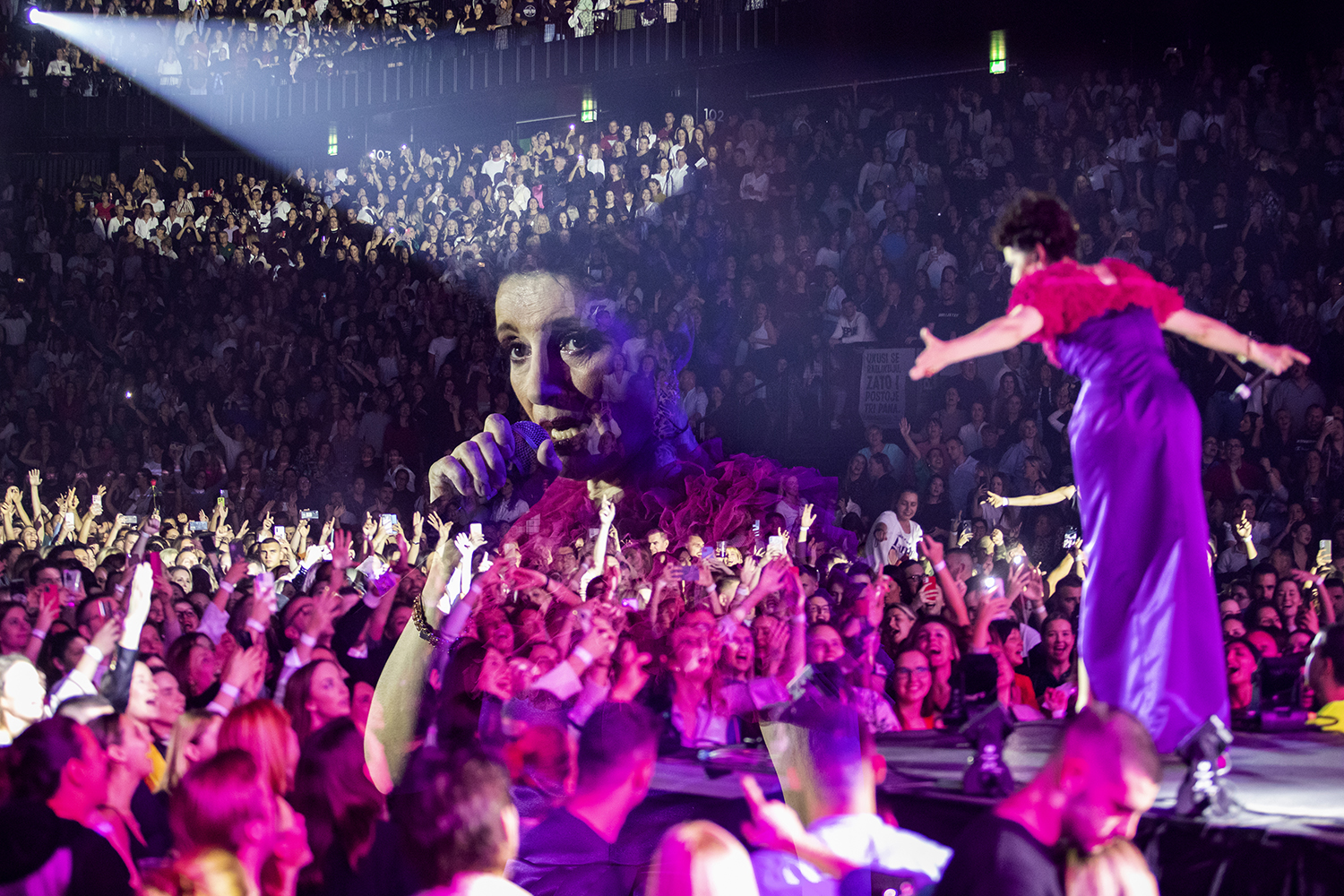 Doris Dragović spekttakularnim koncertom u Spaladium Areni proslavila 40 godina karijere