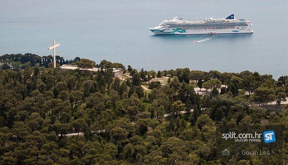 Crno bila kronika: Križarski ratovi Splita