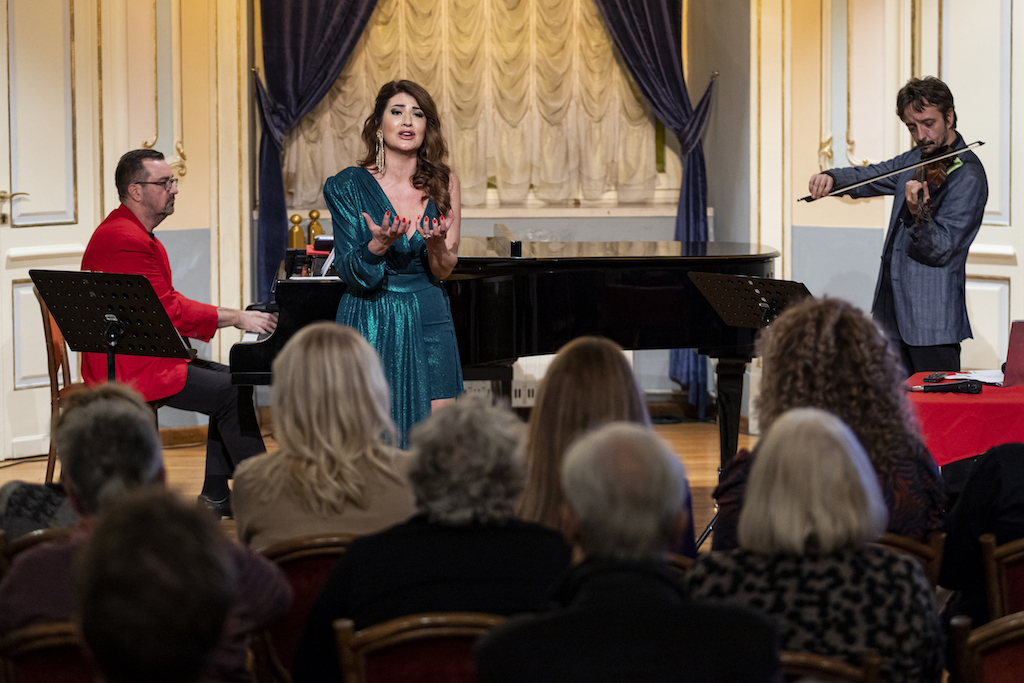 Višeosjetilno putovanje uz glazbu, film, vina i delicije oduševilo Splićane