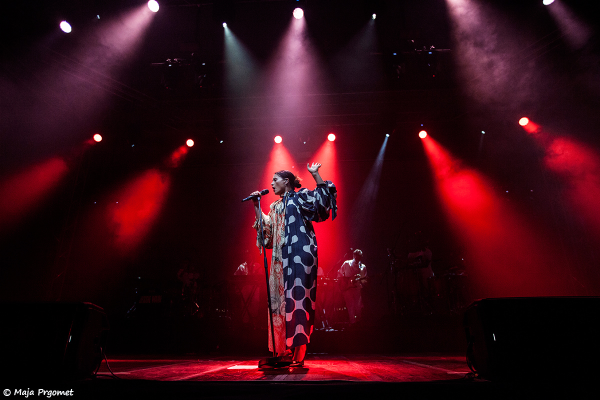 Koncertom Jessie Ware zatvoren  Changer