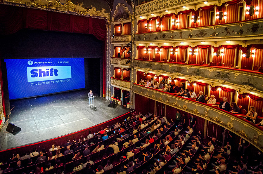 Ekipa iz Minecrafta, Slacka, New York Timesa, eBayja, Mozille i Gogolea u Splitu!