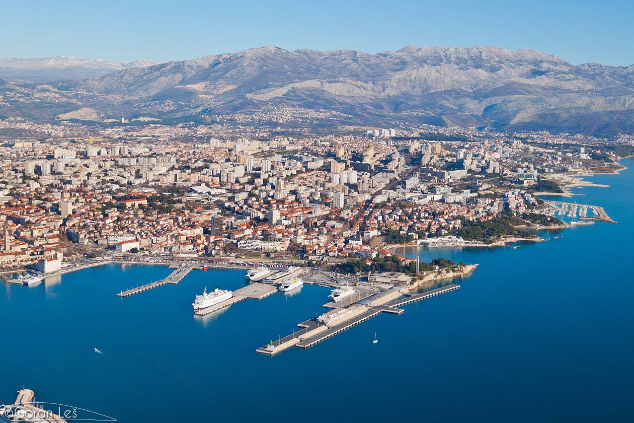 Od danas Zvonimirova ulica opet dvosmjerna